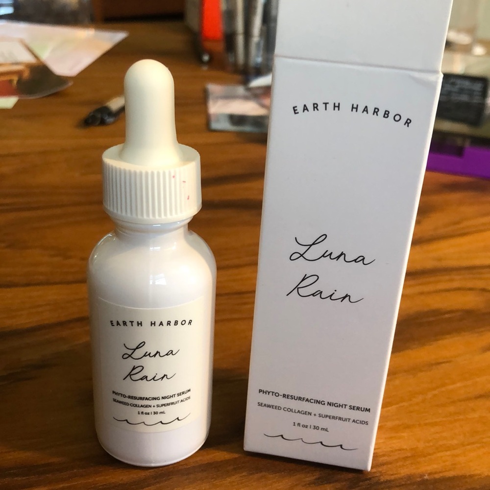 Earth Harbor Luna rain Serum